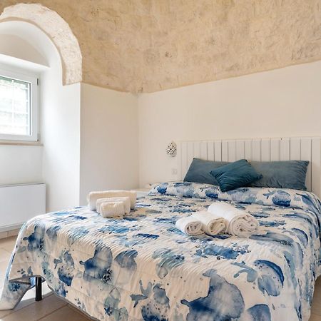 Trullo Degli Anelli In Masseria チステルニーノ エクステリア 写真