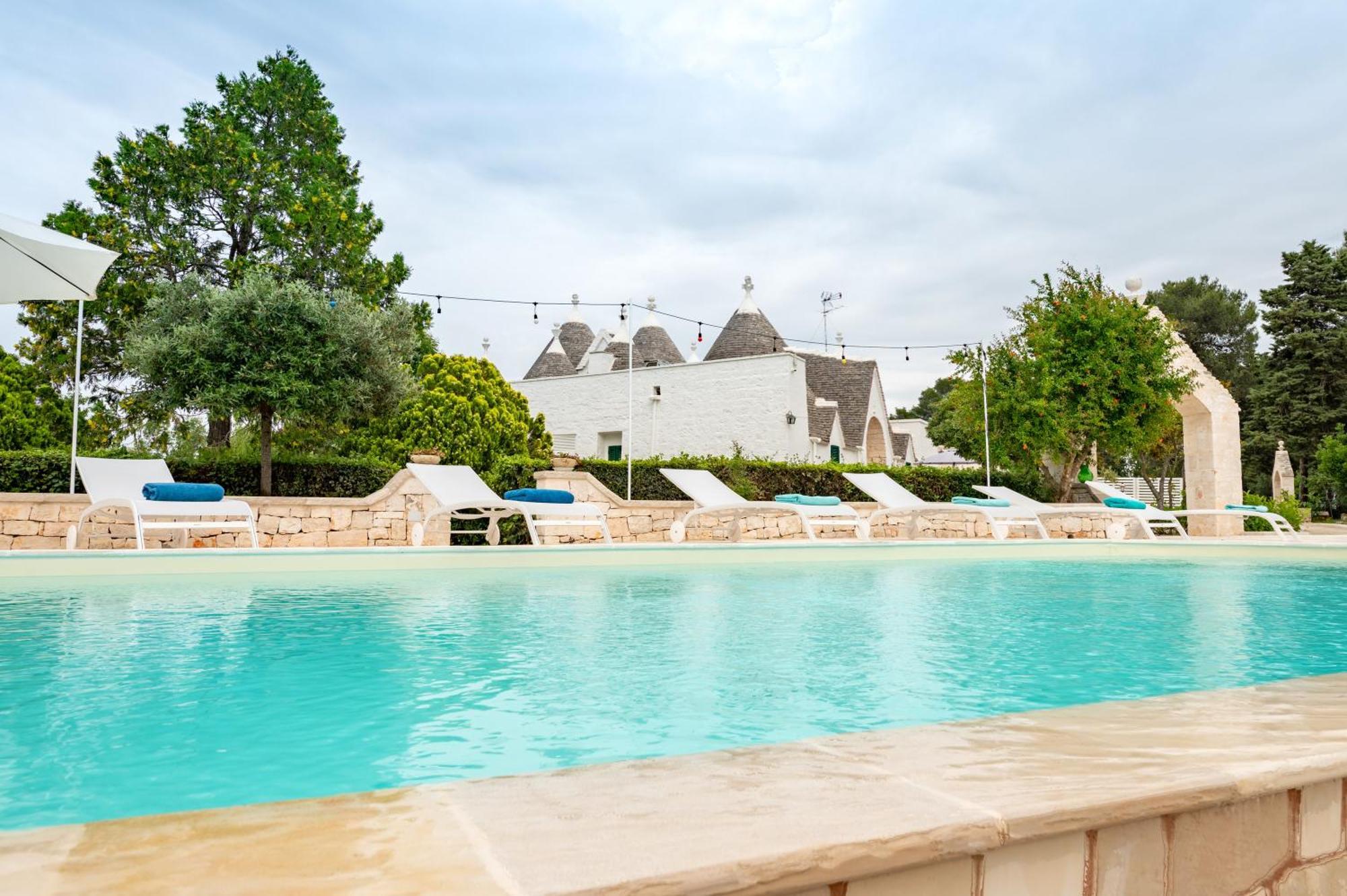 Trullo Degli Anelli In Masseria チステルニーノ エクステリア 写真