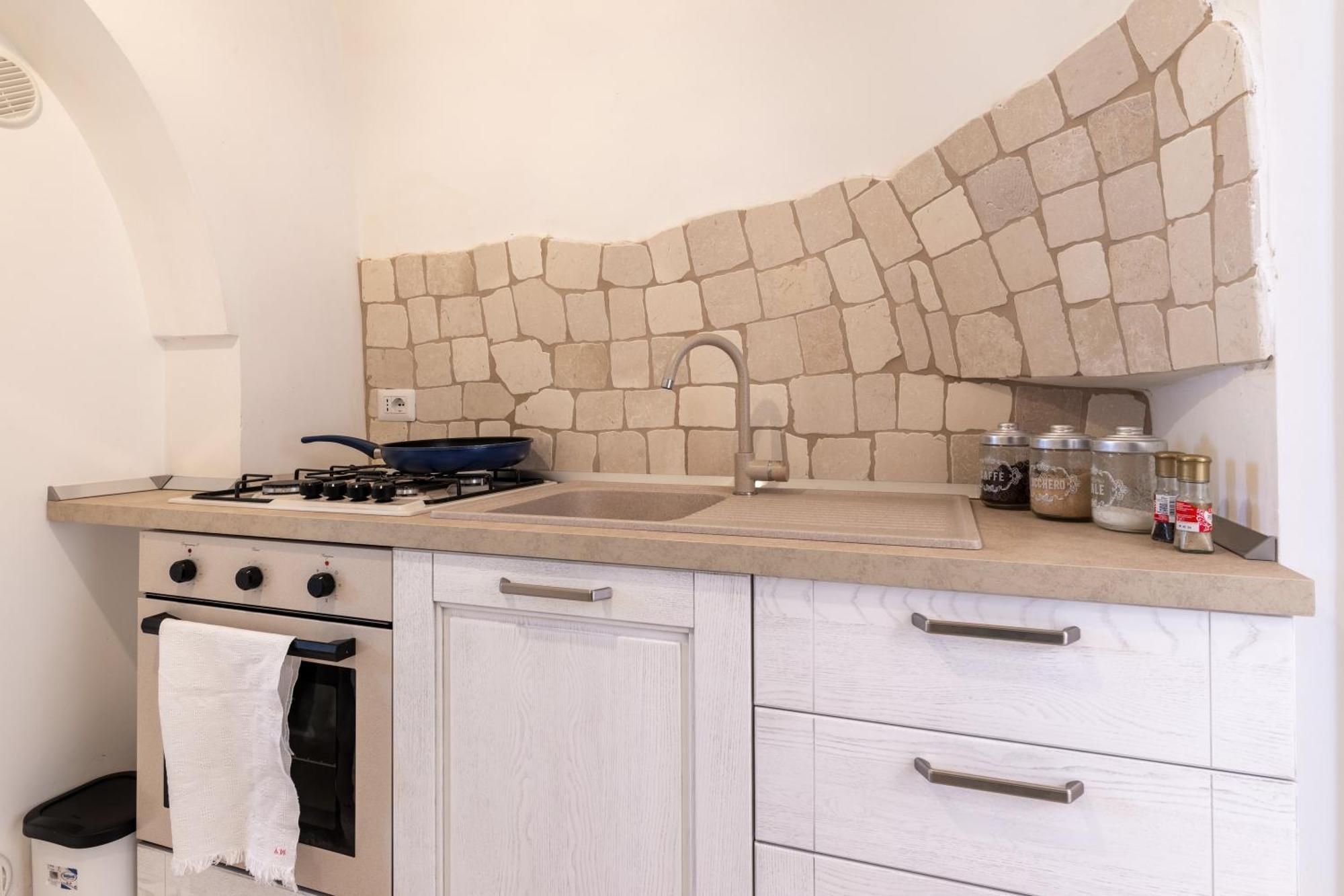 Trullo Degli Anelli In Masseria チステルニーノ エクステリア 写真
