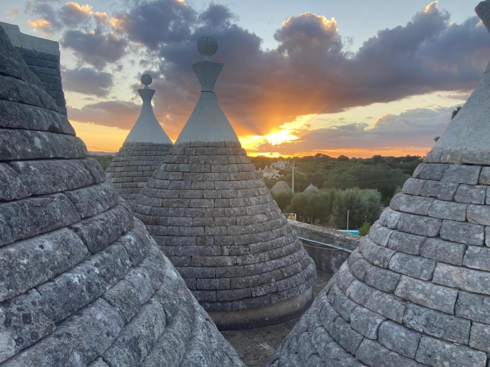 Trullo Degli Anelli In Masseria チステルニーノ エクステリア 写真